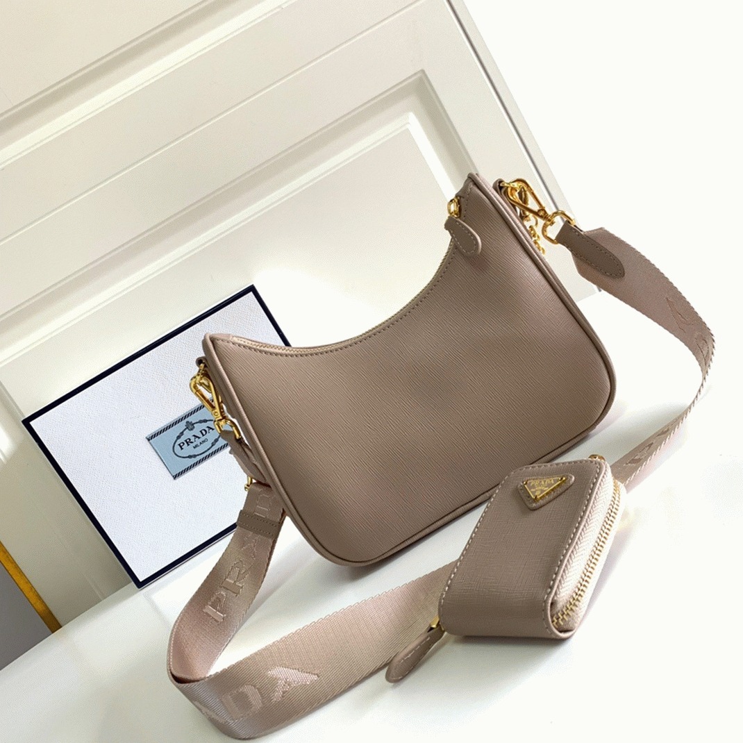 Pra*a Re-Edition 2005 Shoulder Bag Fake in Taupe