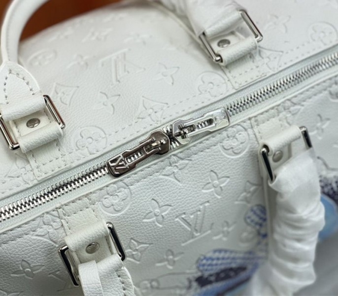 L0vis Vvtt0n X YK Bandouliere Keepall 50 Travel Bag In White