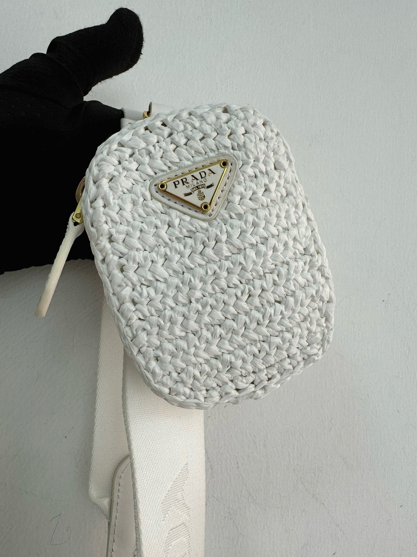 Pra*a Re-Edition Crochet Bag Fake in White