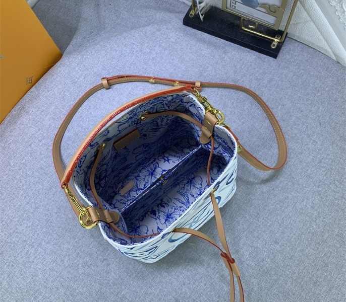 L0vis Vvtt0n LV By The Pool Monogram Tiles Canvas NeoNoe BB Bag In Lagoon Blue