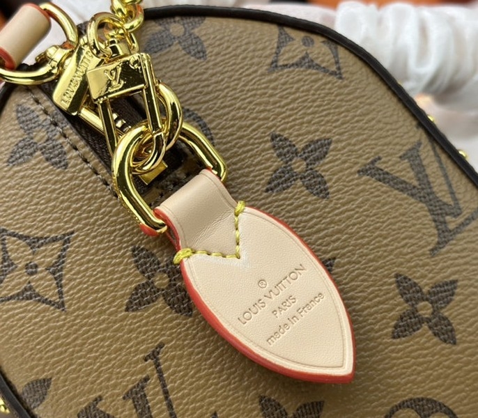 L0vis Vvtt0n Monogram Canvas Cruise 2025 Speedy 20 Trunk Bag In Natural