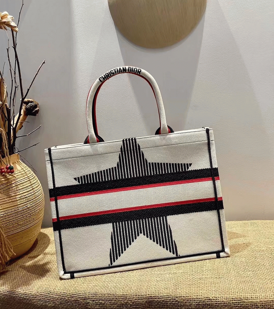 D10r Large Book Tote Bag Fake in D10rAlps White Three-Tone Embroidery