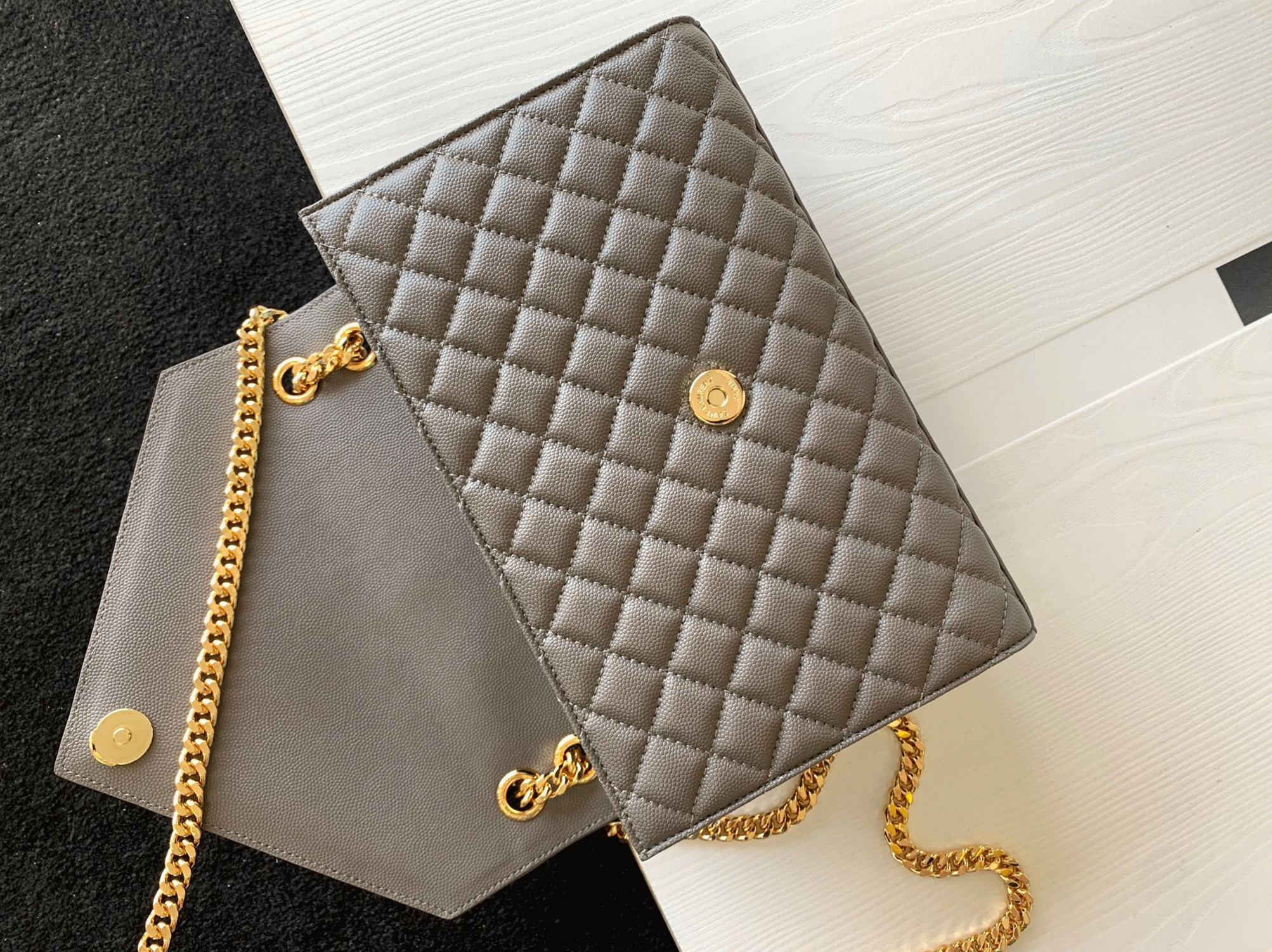 Fake Sa1nt Lau*nt Envelope Medium Bag Grey