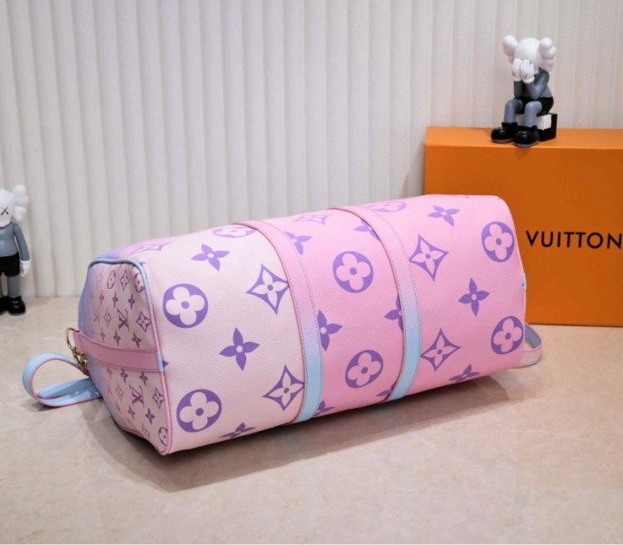 l0vis vvtt0n spring 2022 keepall 45 lU*gage in sunrise pastel