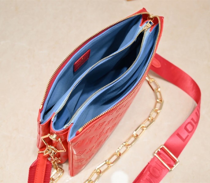 L0vis Vvtt0n Coussin PM Bag In Neon Red With Jacquard Strap