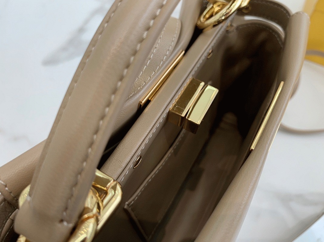 Top Quality Fake F**di Peekaboo Mini Bag In Dove Grey Nappa Leather