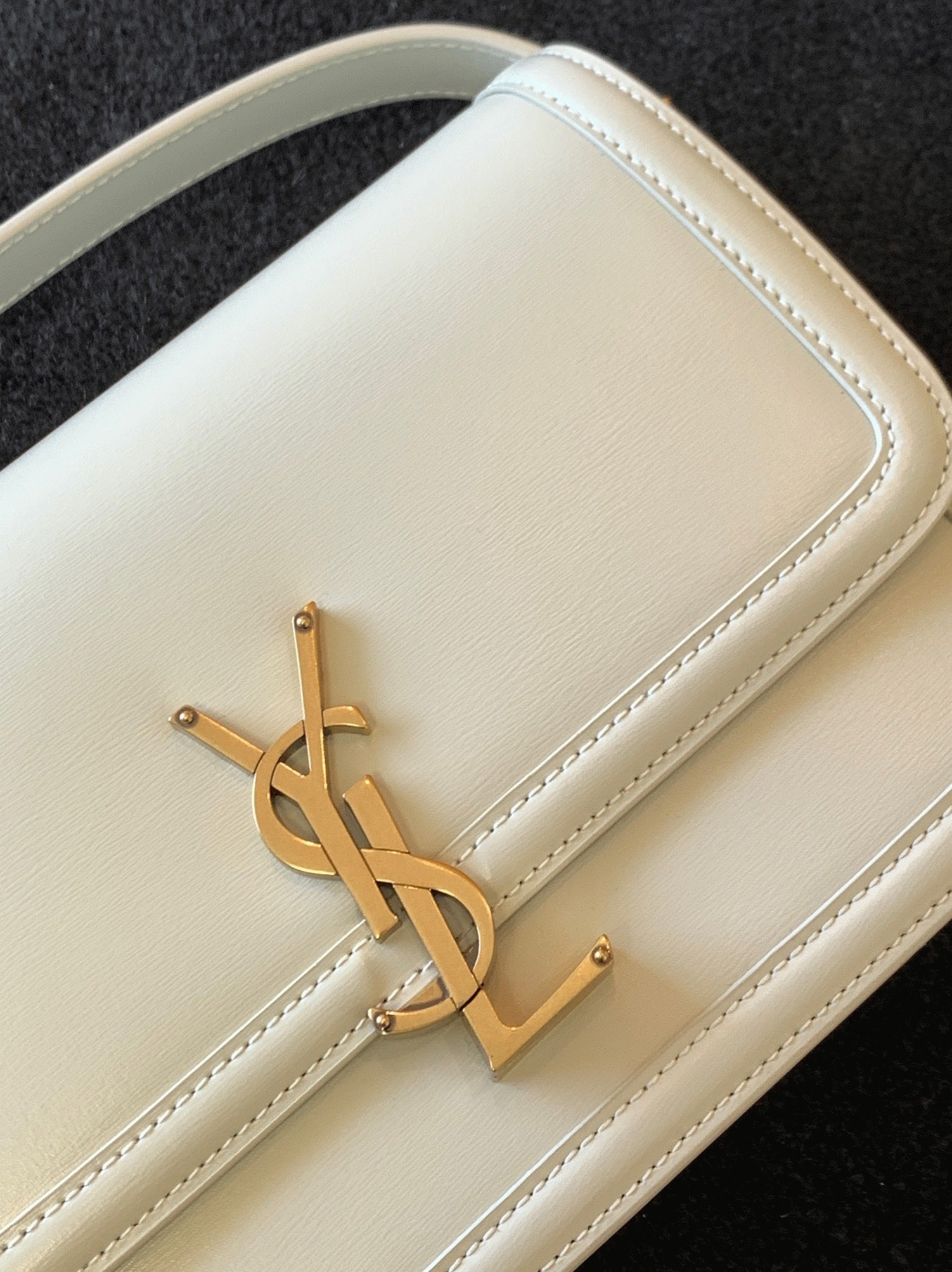 Fake Sa1nt Lau*nt Medium Solferino Bag White Calfskin