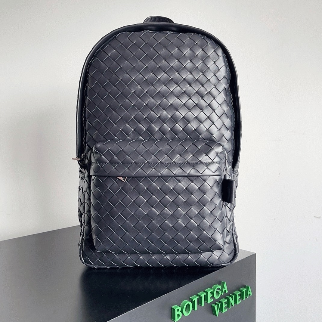 Fake B0tt*ga Ven*ta Medium Backpack Dark Blue