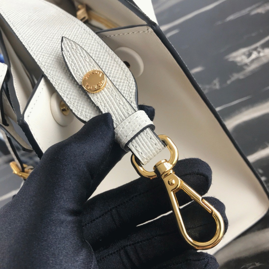 Pra*a Monochrome Small Bag Knockoff in White