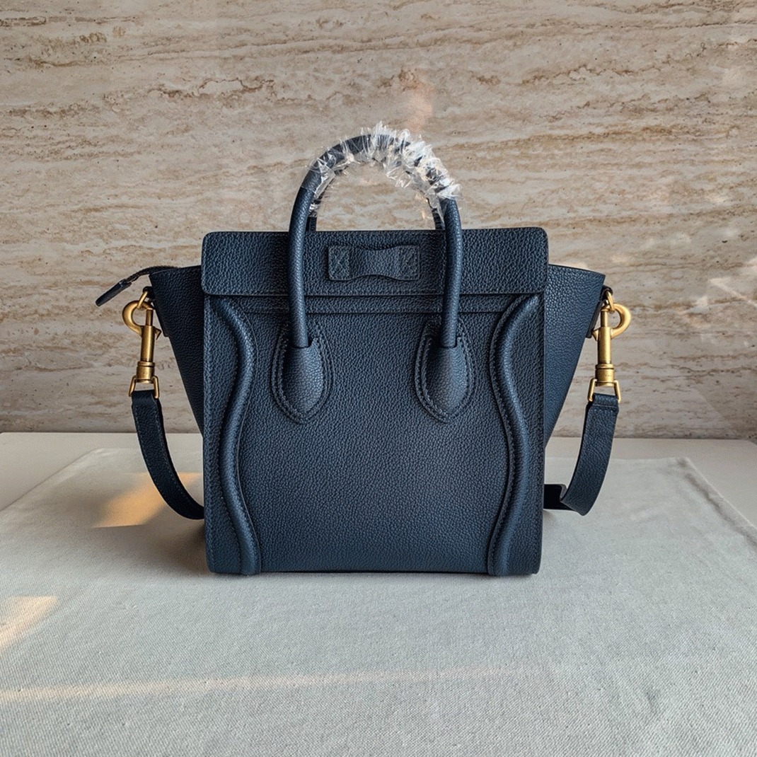 ce1i*e nano lU*gage tote bag imitation in navy blue