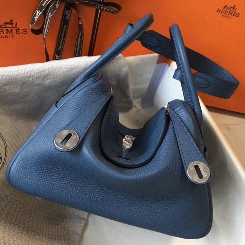 Fake luxury H**me5 Lindy 26cm bag in blue agate color