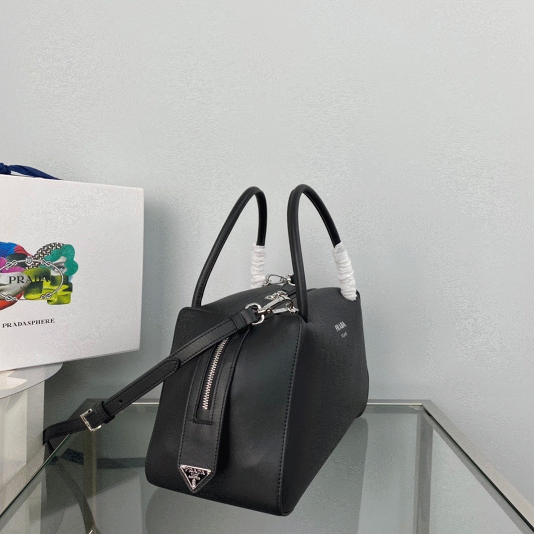 Pra*a S*pernova Medium Top Handle Bag Fake in Black
