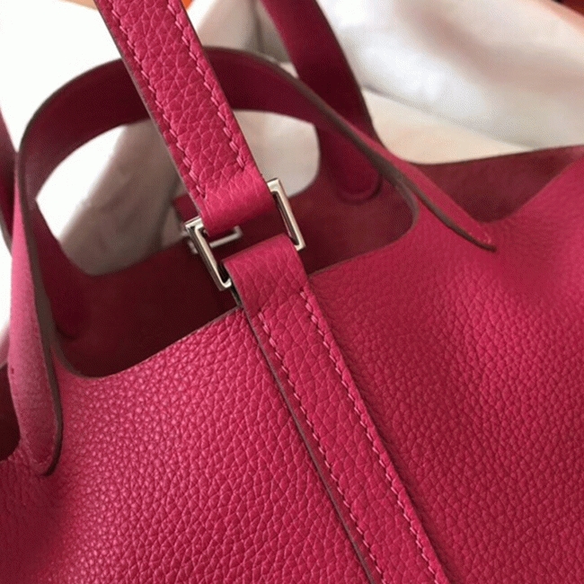 Peach knockoff H**me5 Picotin Lock 22cm handbag