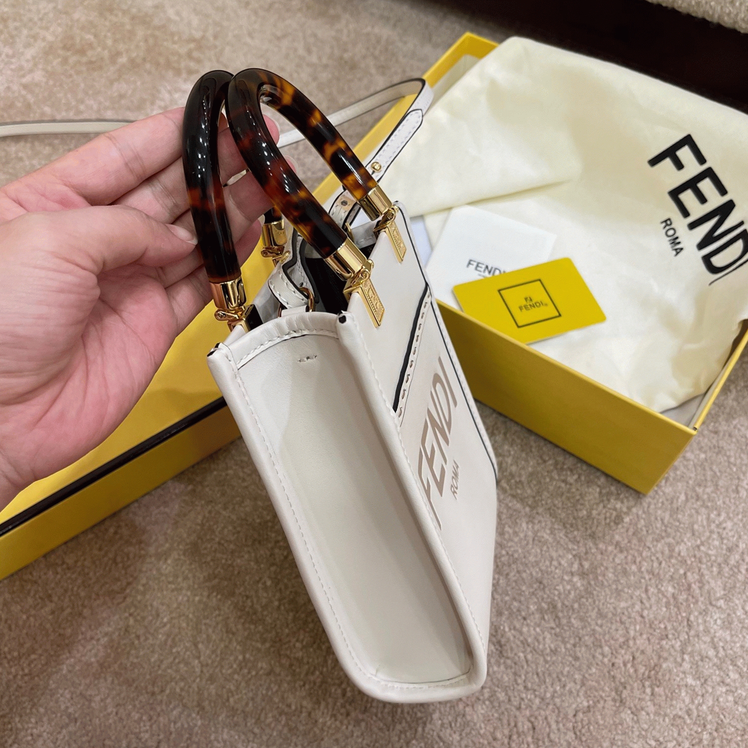 Top Quality Replica F**di Mini Sunshine Shopper Bag In White Leather