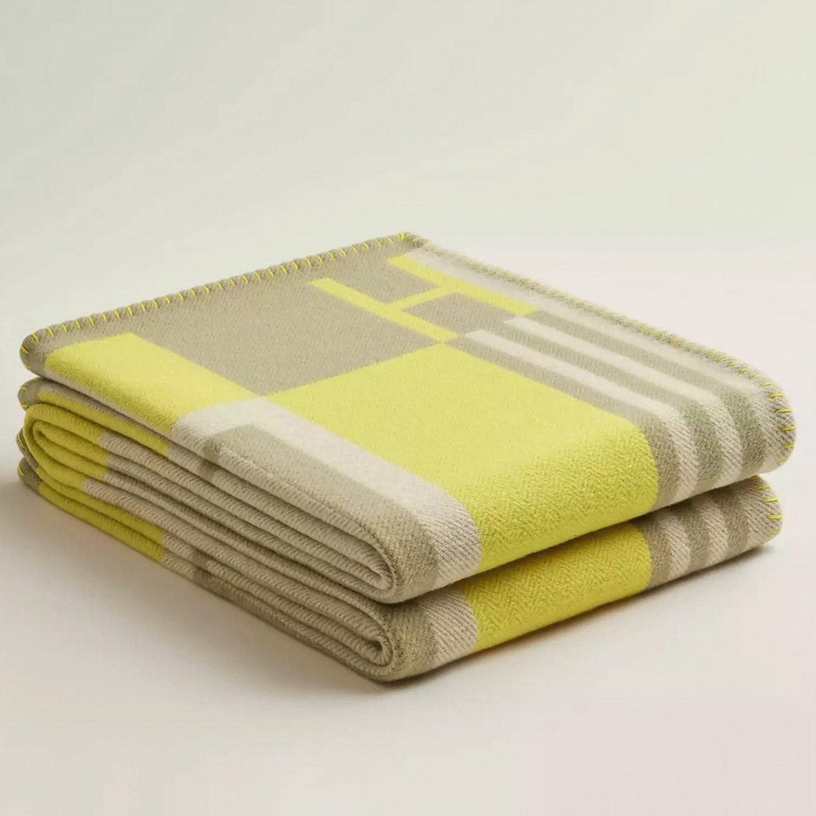Top replica H**me5 Ithaque blanket in tilleul wool and cashmere