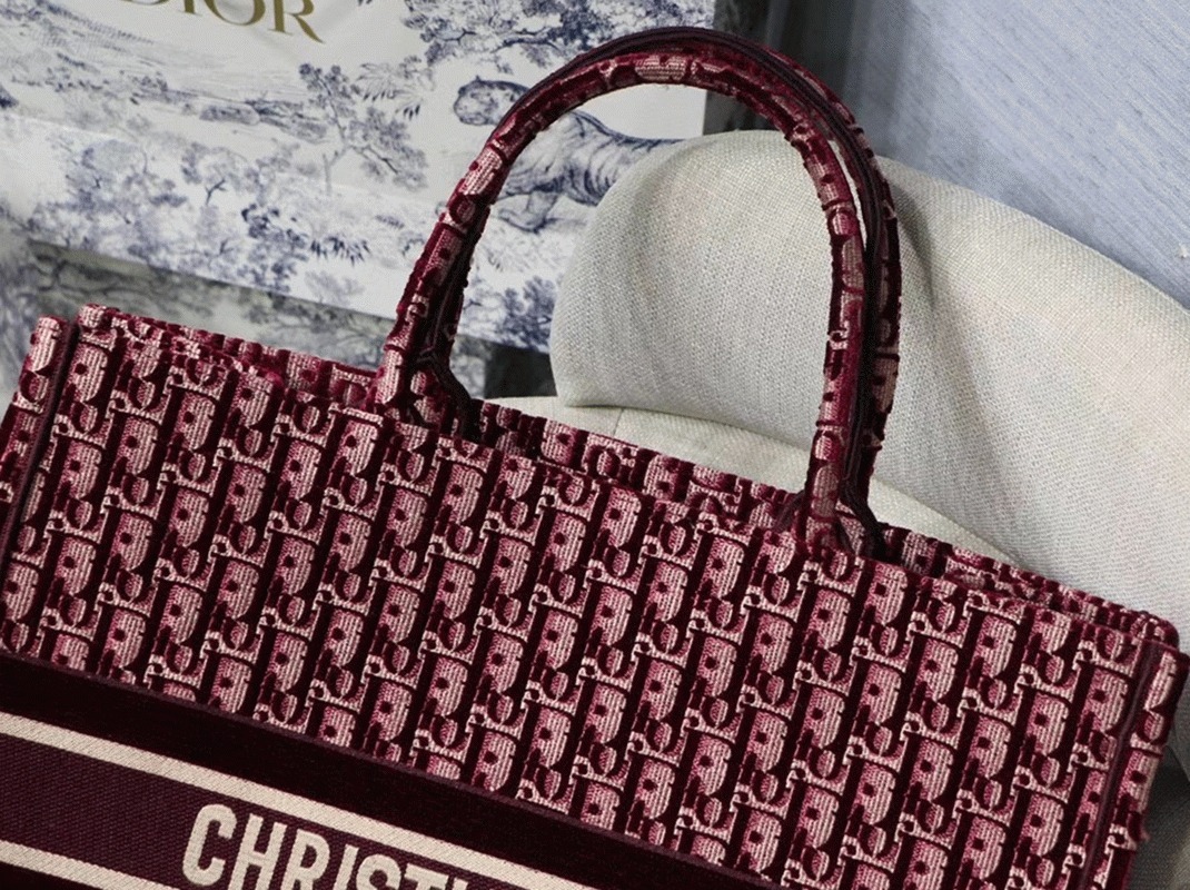 D10r Large Book Tote Bag Fake in Bordeaux Oblique Embroidered Velvet