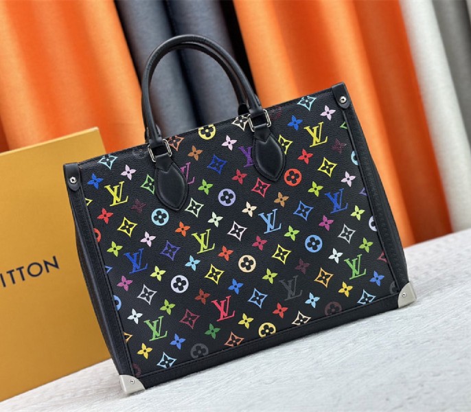 L0vis Vvtt0n X TM Multicolored Onthego MM In Black