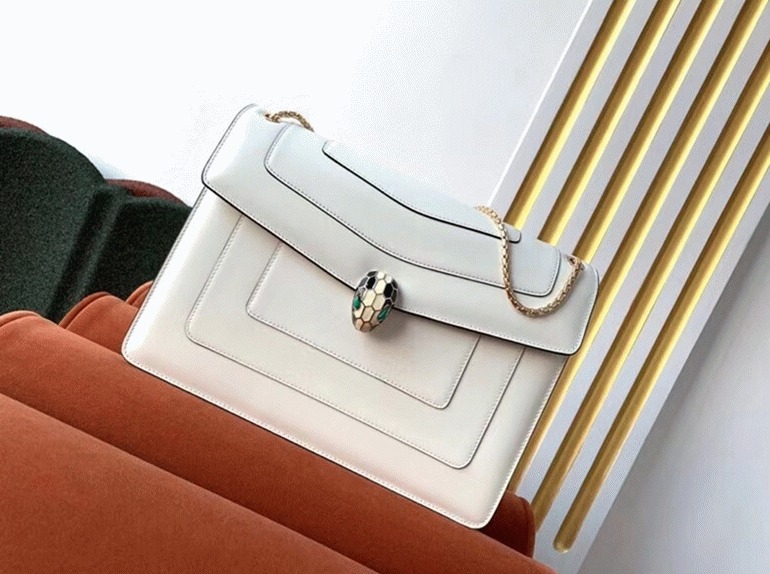 Replica Bv1g*ai Serpenti Forever Large Shoulder Bag White Calfskin