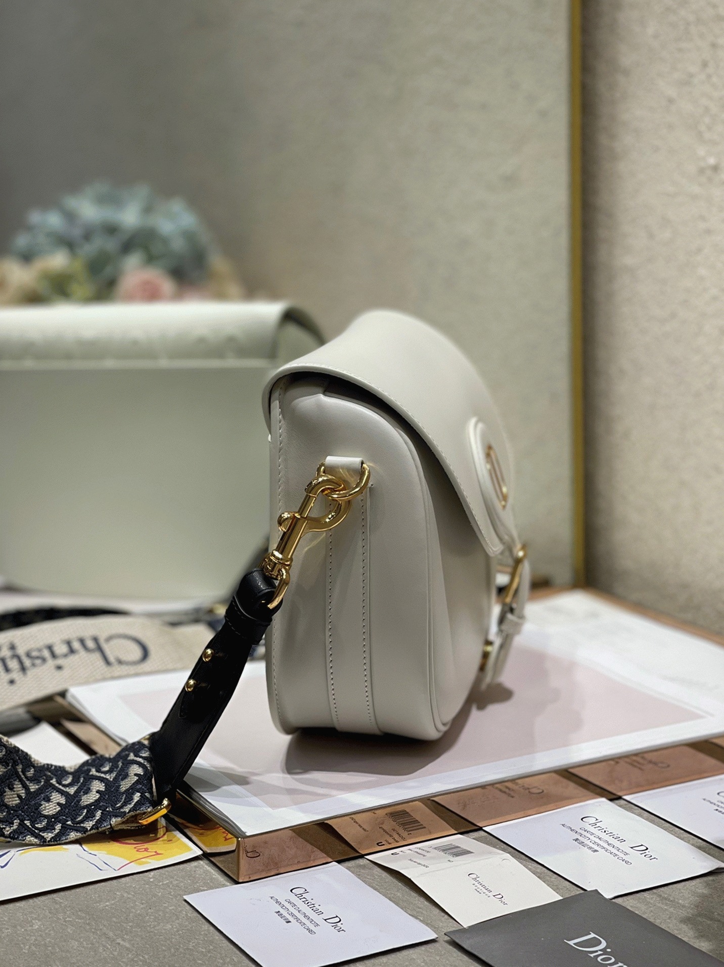 D10r Bobby Large Bag Replica in White