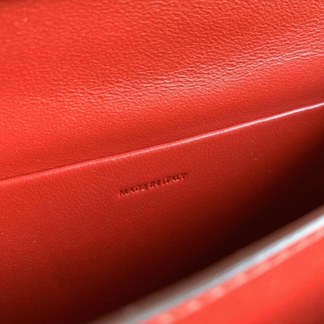 Top Quality Fake Ce1i*e Classic Box Teen Bag In Red