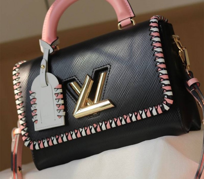 L0vis Vvtt0n Epi Leather Twist MM Bag In Black With Braided Edges Flap