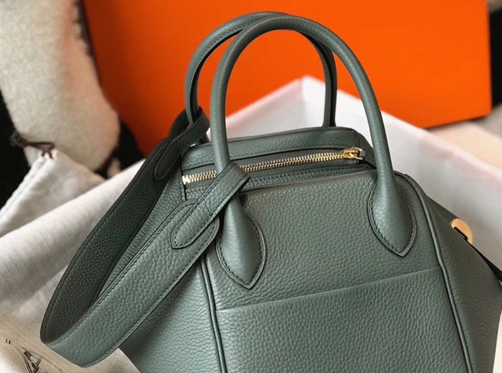 Fake H**me5 Lindy 30cm bag in vert amande color