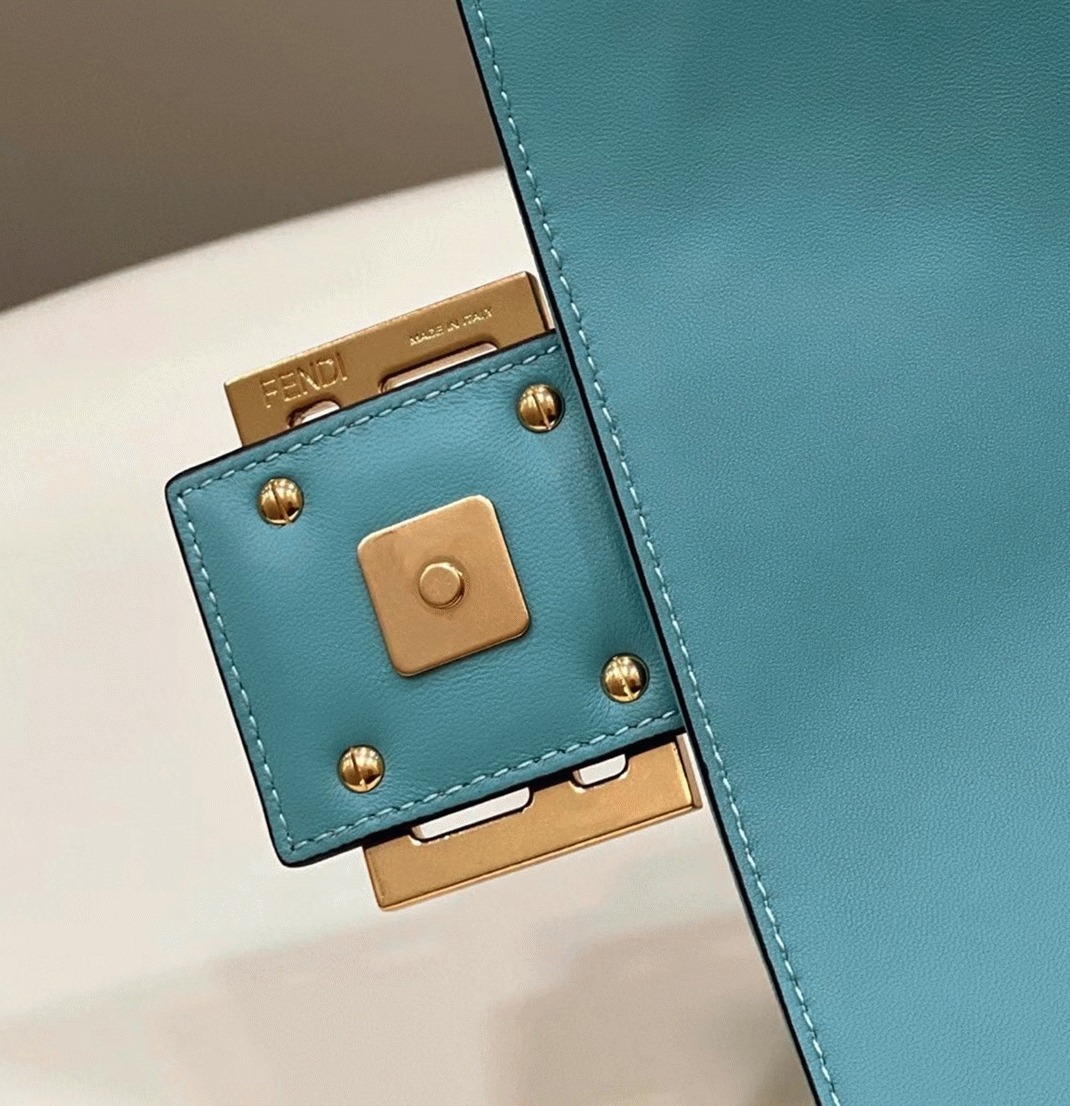 Top Quality Replica F**di Large Baguette Bag In Blue FF