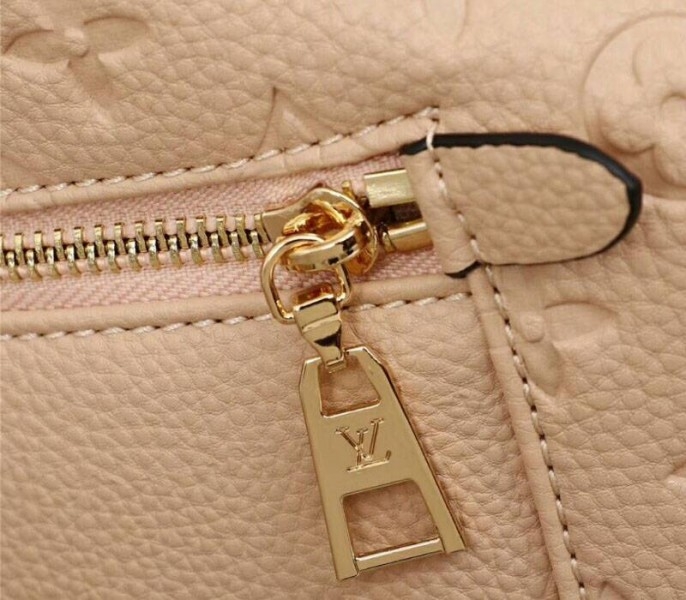 L0vis Vvtt0n Monogram Empreinte Melie Hobo In Beige