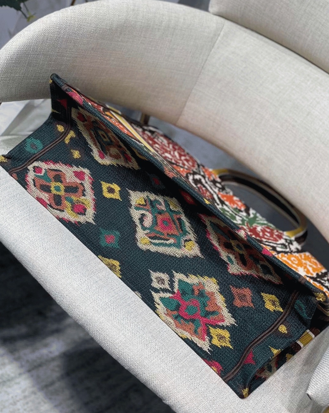 D10r Large Book Tote Bag Faux in Yellow Multicolor D10r Paisley Embroidery