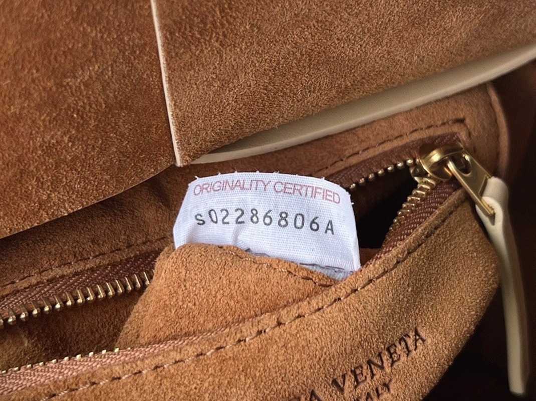 Top Quality Fake B0tt*ga Ven*ta Arco Mini Bag In Beige Intrecciato Calfskin