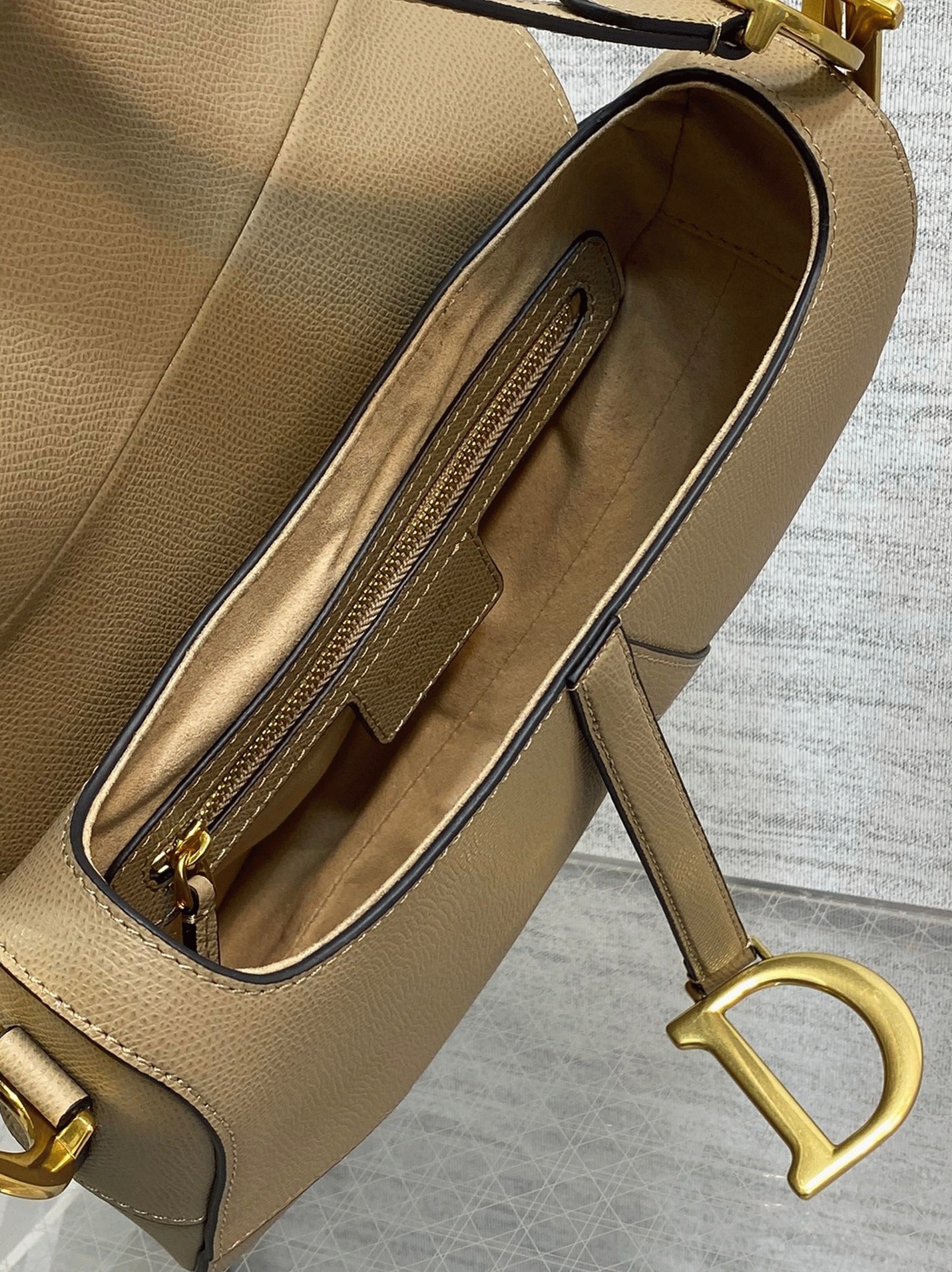 D10r Saddle Bag with Strap Replica in Sand Grained Calfskin