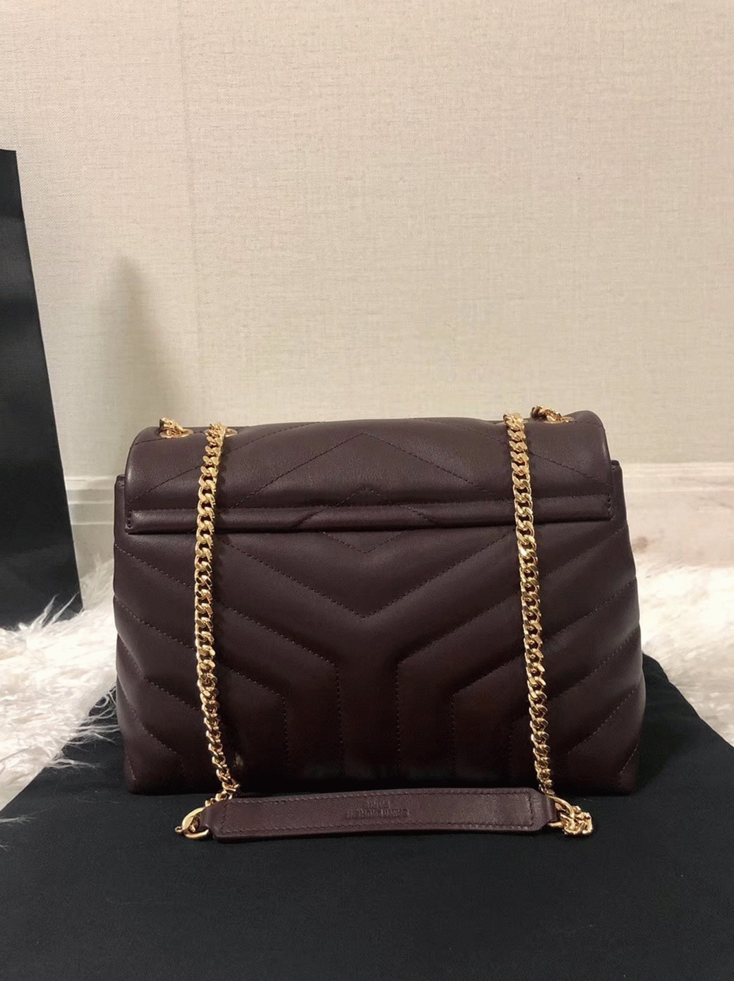 Replica Sa1nt Lau*nt LouLou Small Chain Bag Burgundy