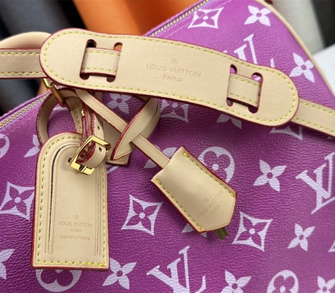 L0vis Vvtt0n Speedy P9 Bandouliere 40 Bag In Pink Purple