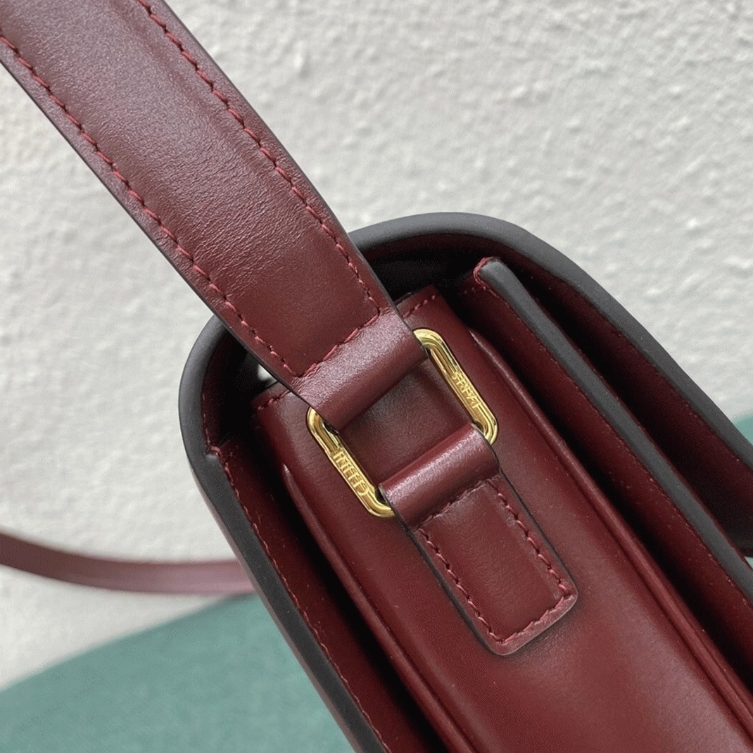 Top Quality Replica Ce1i*e Triomphe Large Bag In Bordeaux