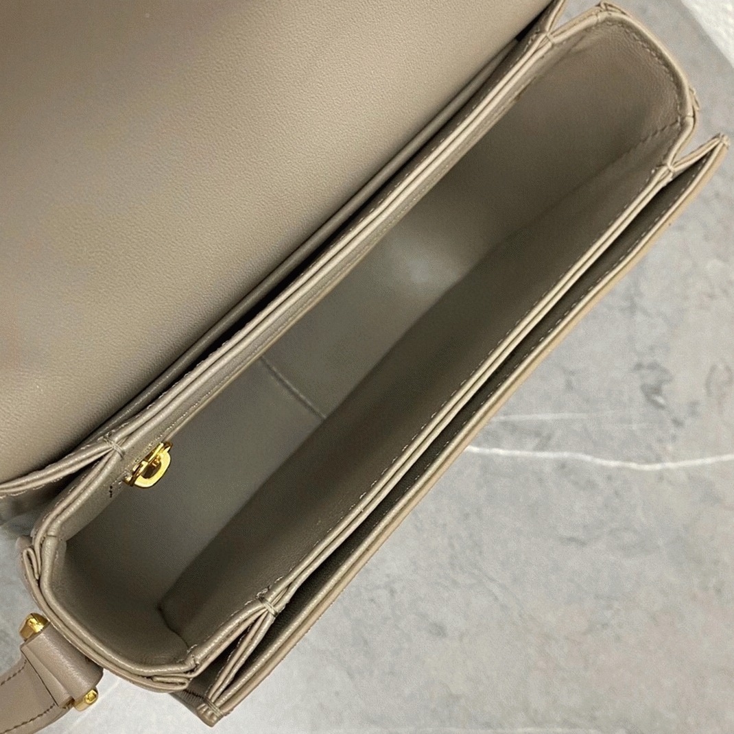 Top Quality Fake Ce1i*e Triomphe Teen Bag In Grey