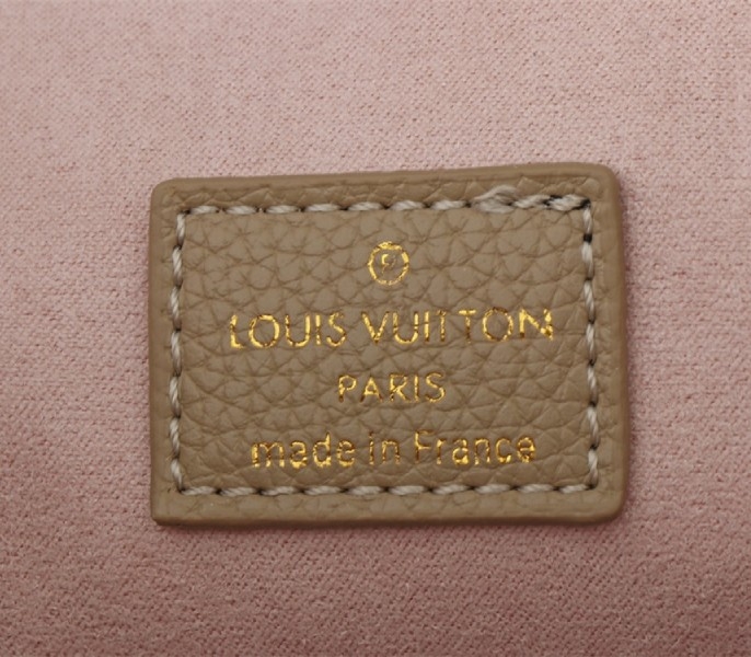 L0vis Vvtt0n Low Key Cabas MM Bag In Galet Gray