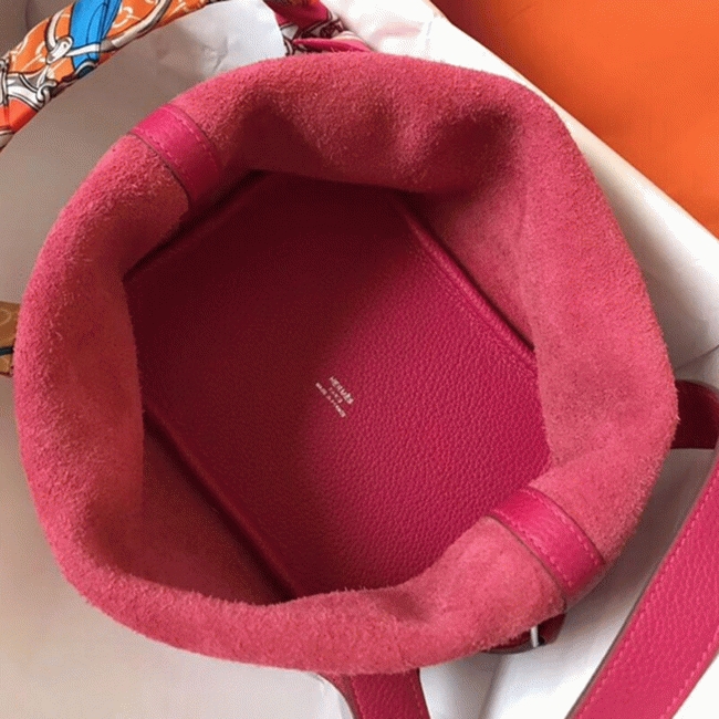 Peach knockoff H**me5 Picotin Lock 22cm handbag