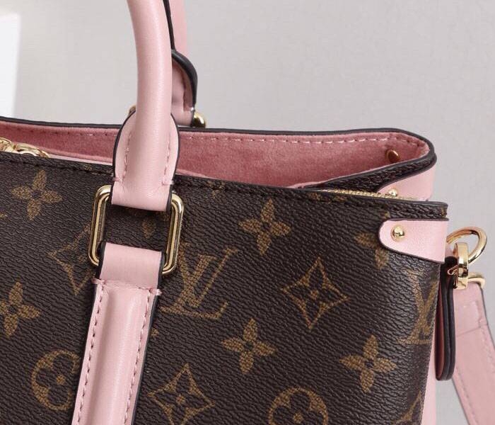 L0vis Vvtt0n Monogram Canvas Soufflot MM Bag In Peach