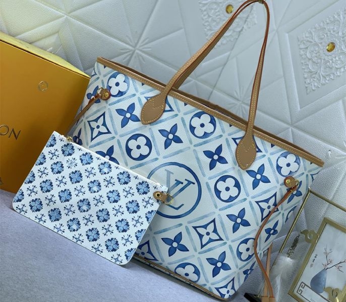 L0vis Vvtt0n LV By The Pool Monogram Tiles Canvas Neverfull MM Tote In Lagoon Blue