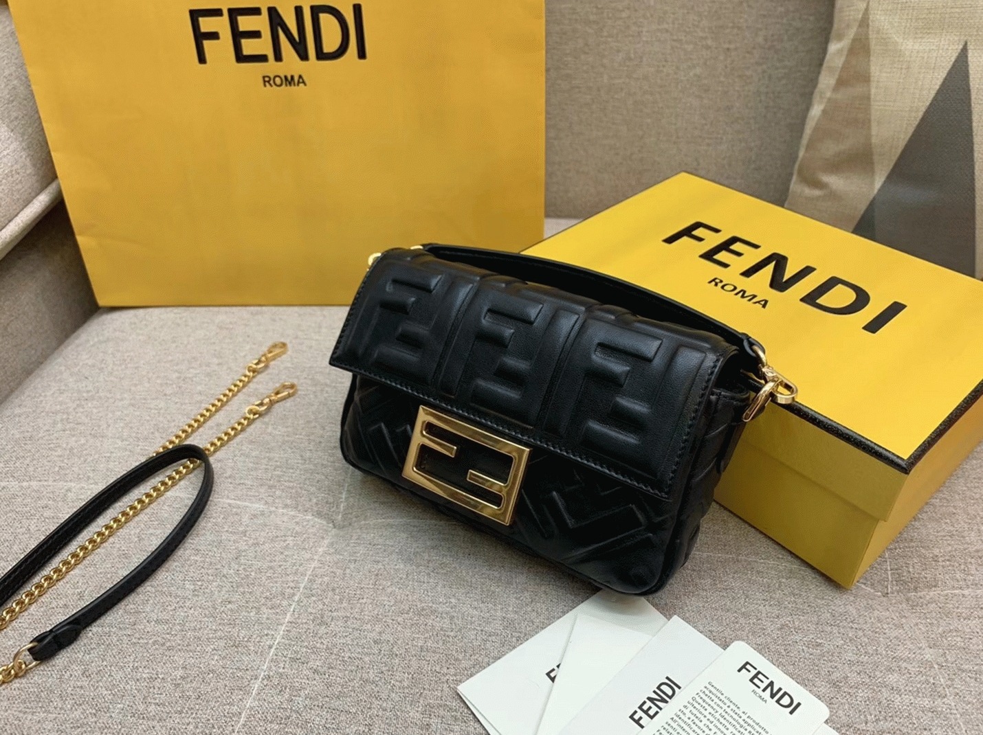Top Quality Fake F**di Small Baguette Bag In Black FF