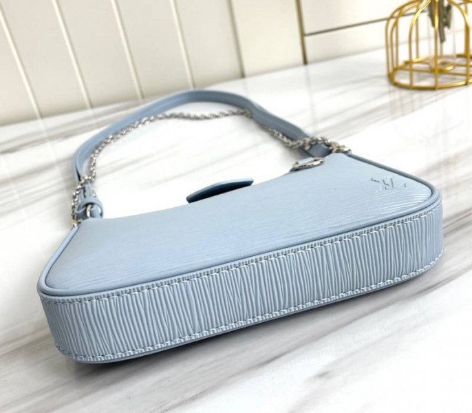 L0vis Vvtt0n Epi Leather Easy Pouch On Strap In Bleu Celeste Blue