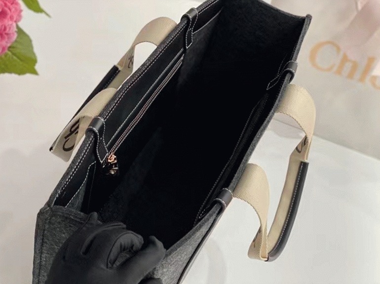 top quality fake Ch10e medium woody tote bag in grey felt