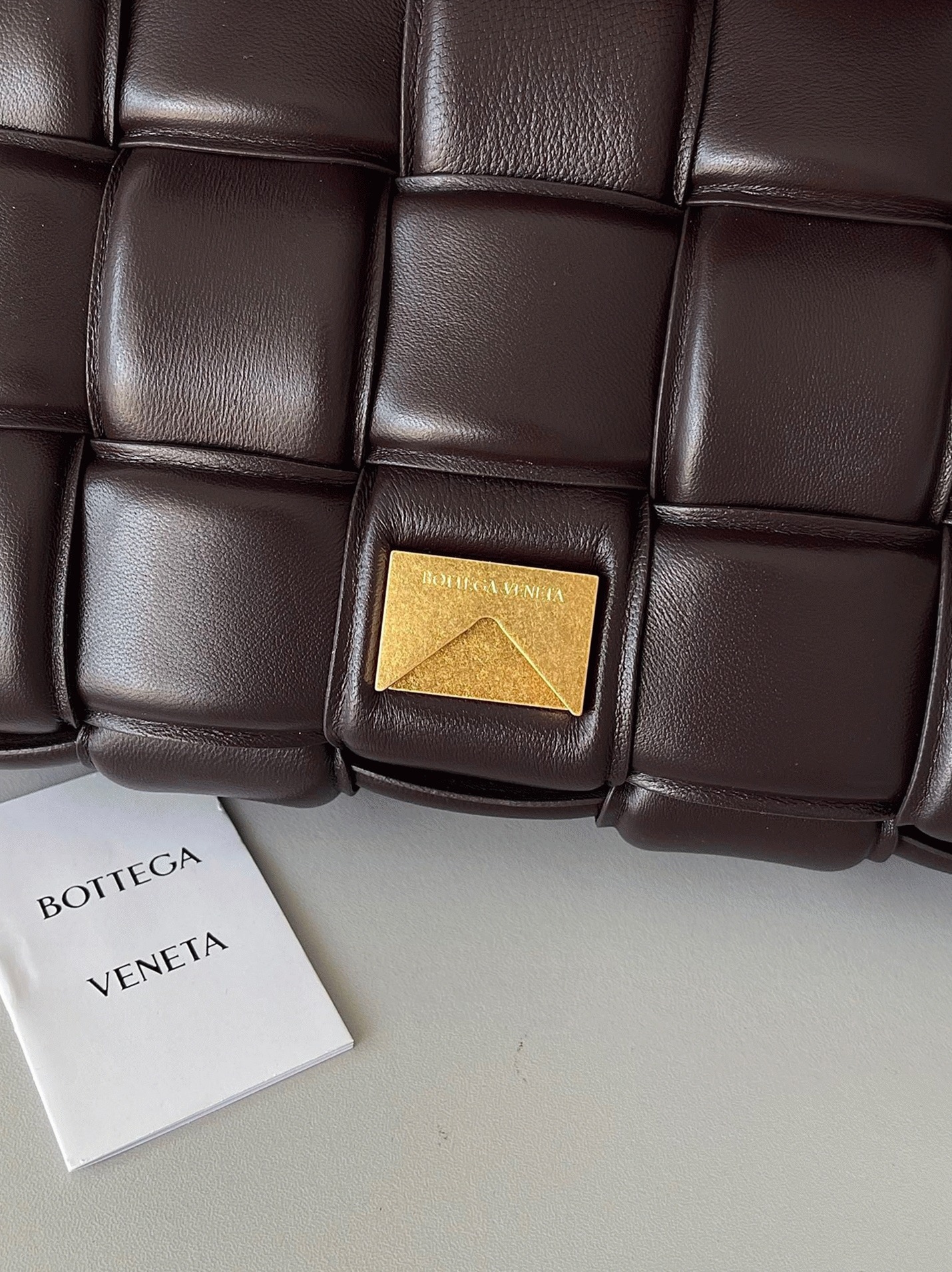 Top Quality Replica B0tt*ga Ven*ta Padded Cassette Bag In Fondant