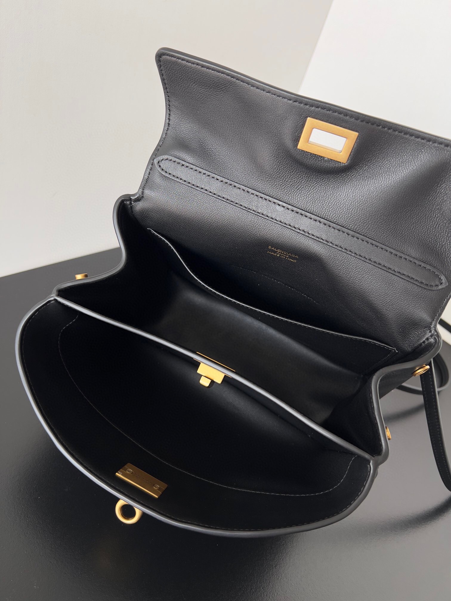 Knockoff Ba1en*iaga Rodeo Mini Bag Black Calfskin