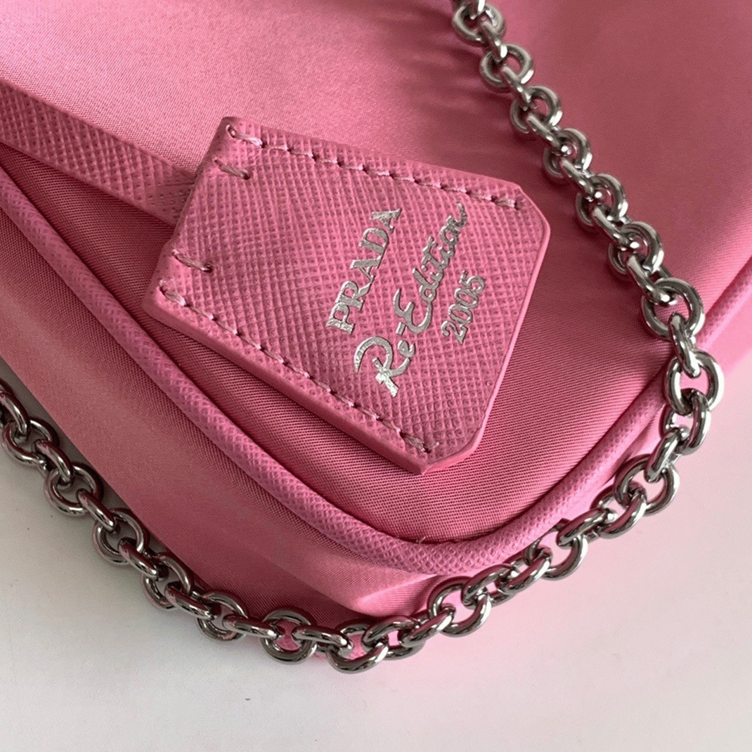 Pra*a Re-Edition Shoulder Bag Knockoff in Pink