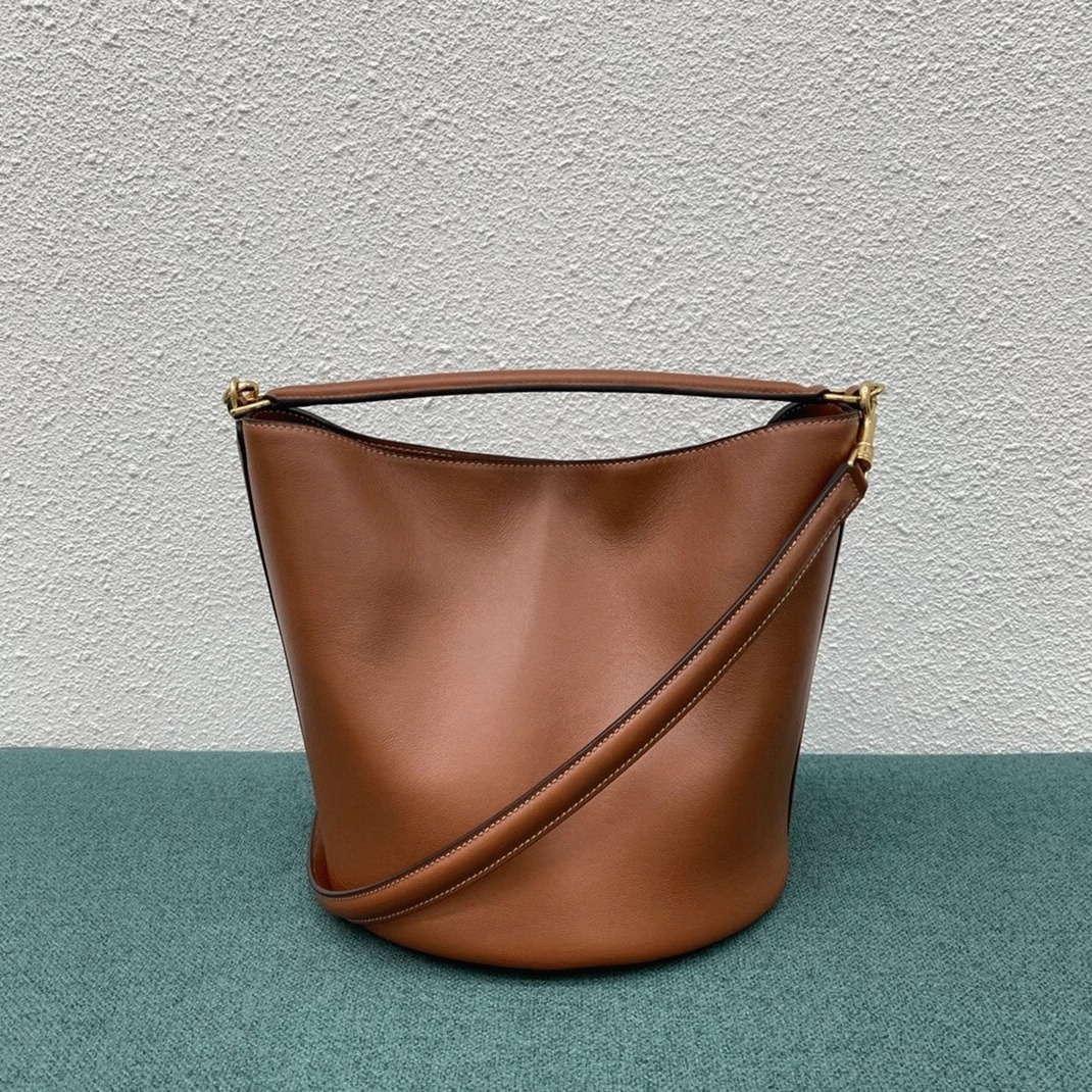 Brown Ce1i*e Bucket 16 Replica Bag