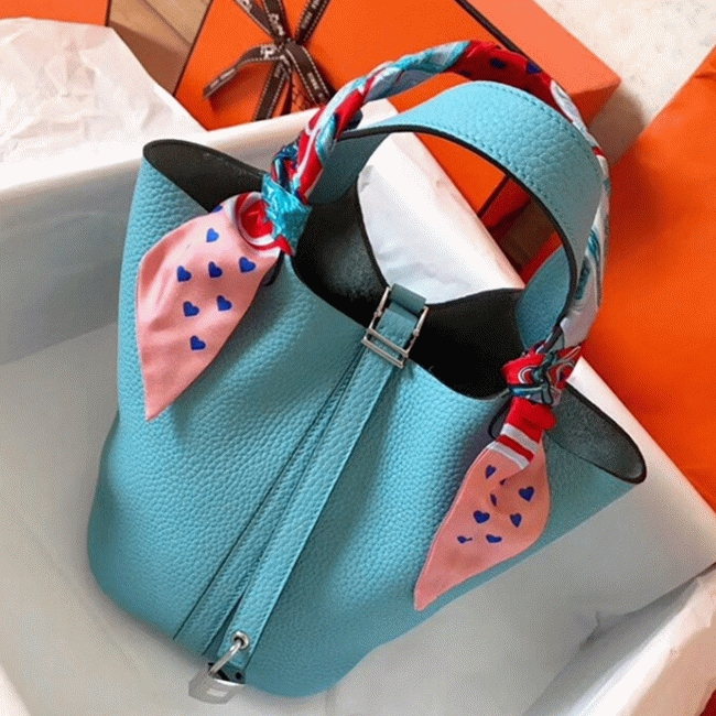 Lagon luxury copy H**me5 Picotin Lock 18cm handbag