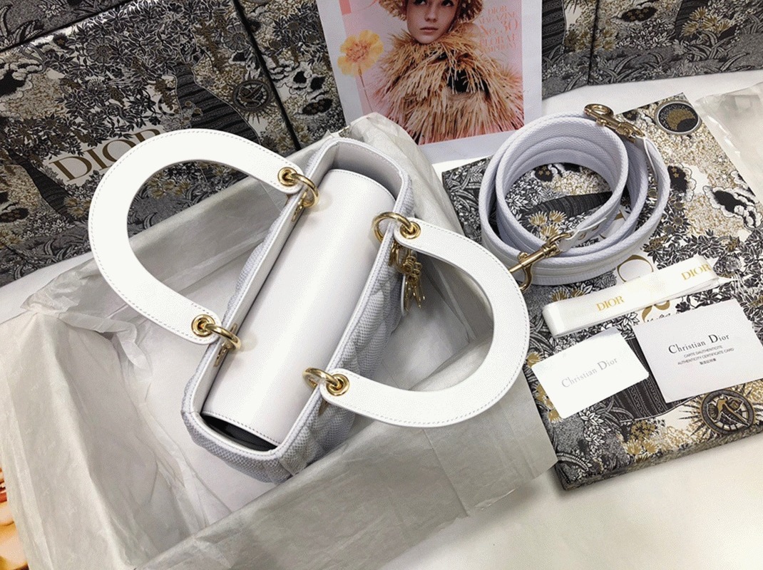 White D10r Lady D-Lite Medium Replica Bag with Macrocannage Texture