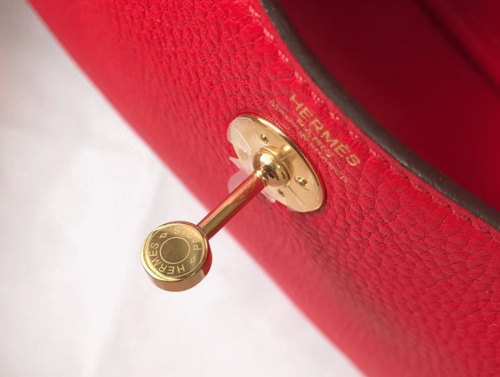 Fake designer H**me5 Lindy Mini handbag in red