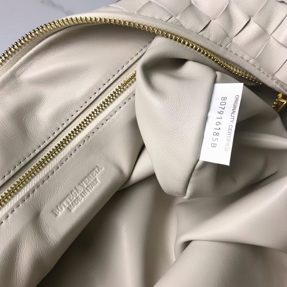Faux B0tt*ga Ven*ta BV Jodie Small Bag White